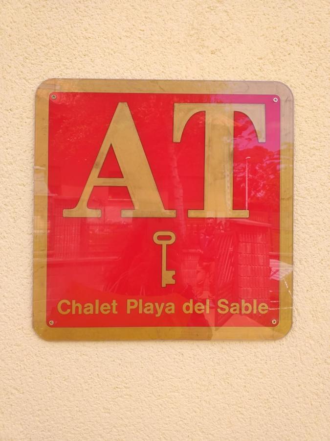 Chalet Playa Del Sable Hinojedo Ngoại thất bức ảnh